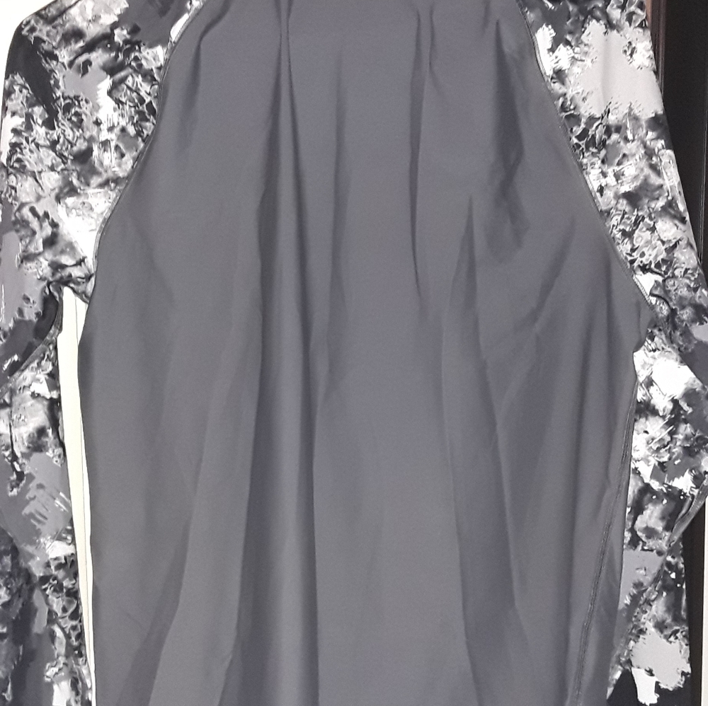 Compression shirt - Picture 3 of 5